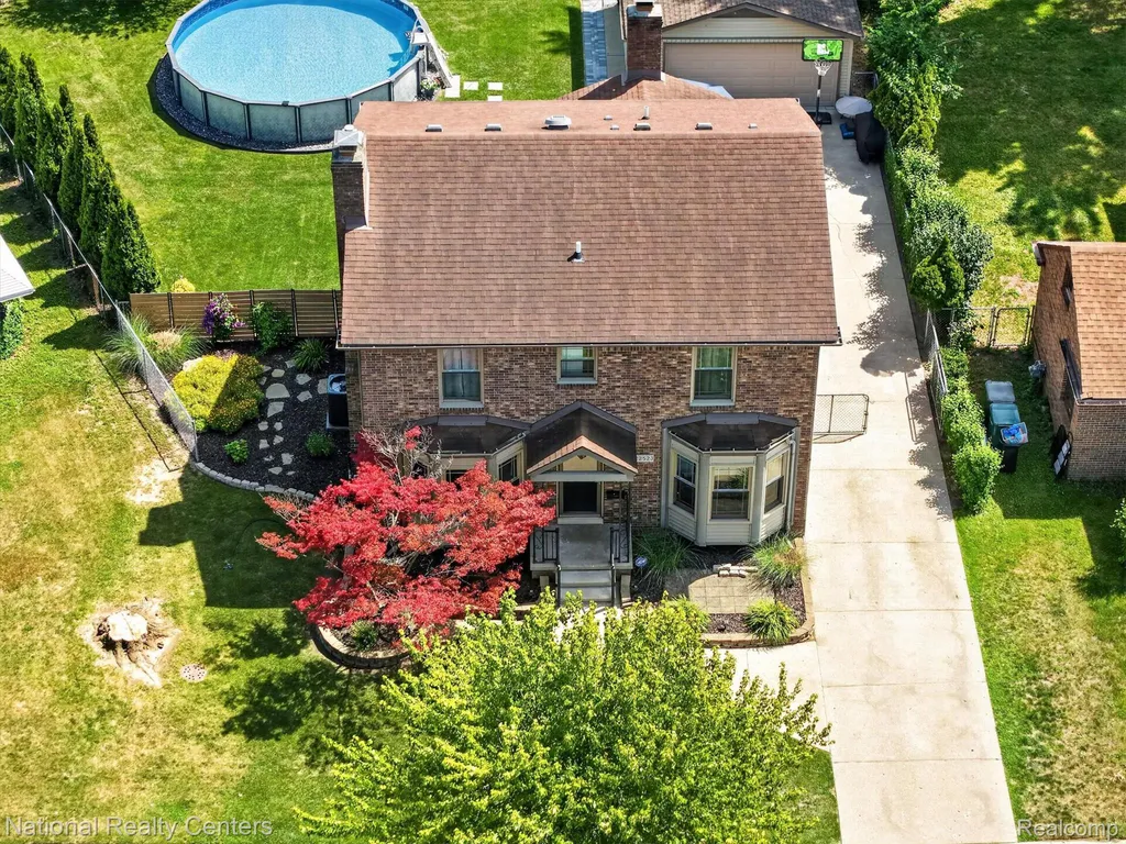 22523 Sheridan Street Dearborn City MI 48128
