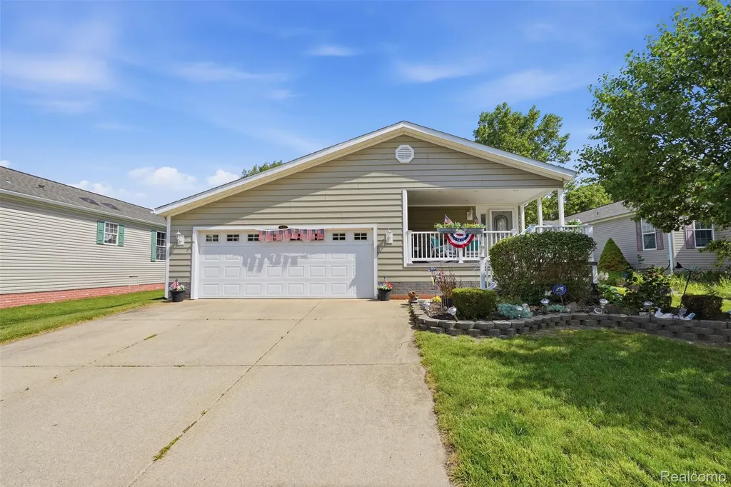Green Oak Township MI, 11979 Cedarbrook Drive