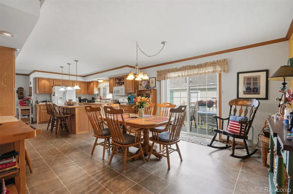 11979 Cedarbrook Drive Green Oak Township MI 48178