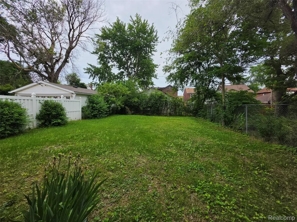 15832 Griggs Street Detroit City MI 48238