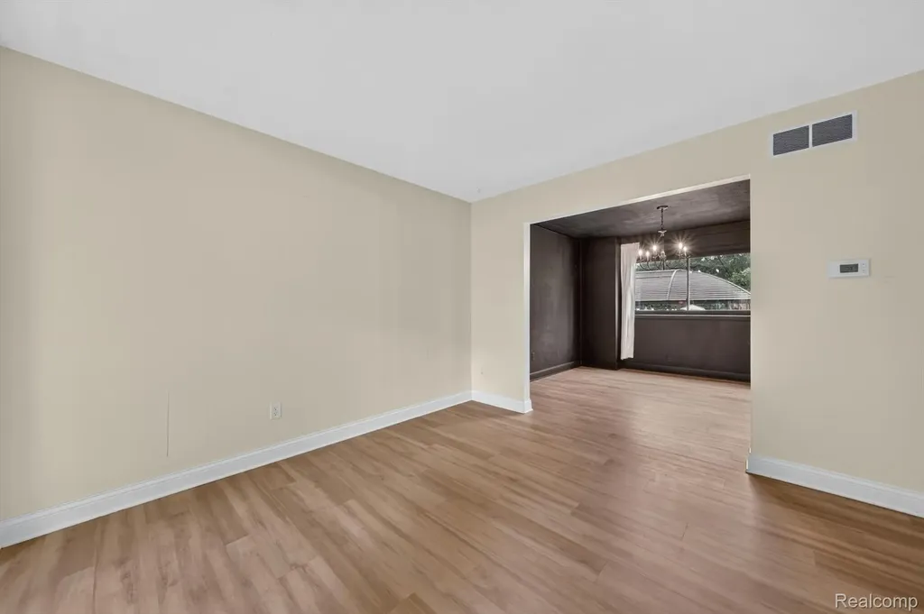 9664 Alger Drive Brighton Township MI 48114