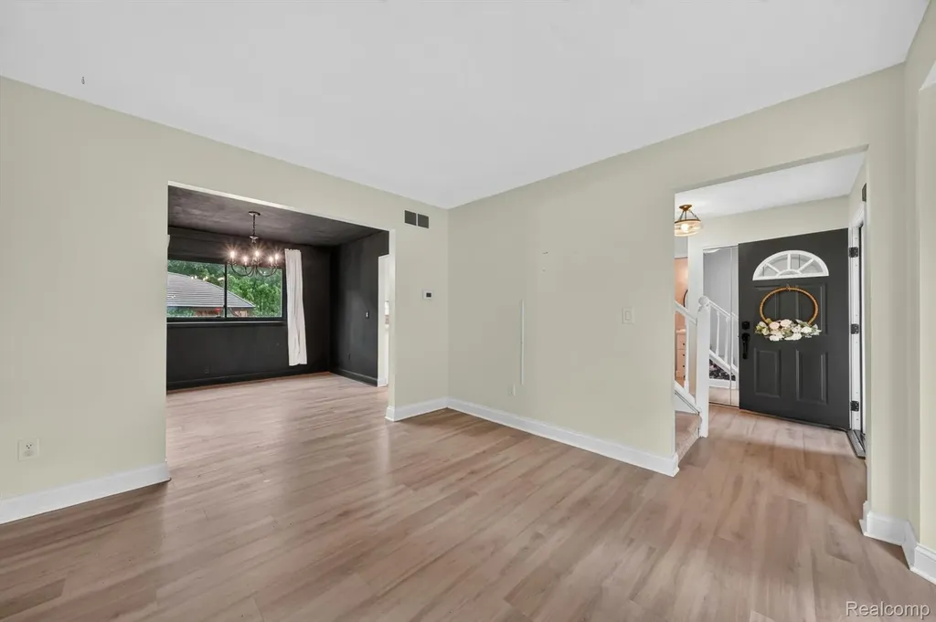 9664 Alger Drive Brighton Township MI 48114