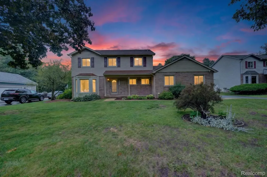 9664 Alger Drive Brighton Township MI 48114