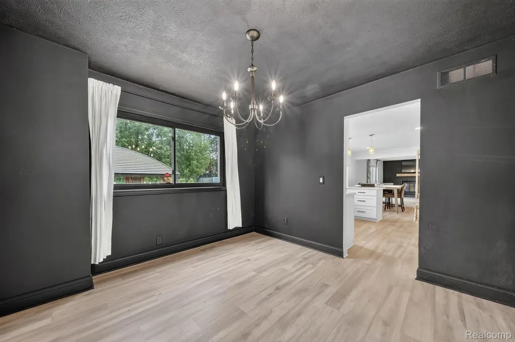 9664 Alger Drive Brighton Township MI 48114