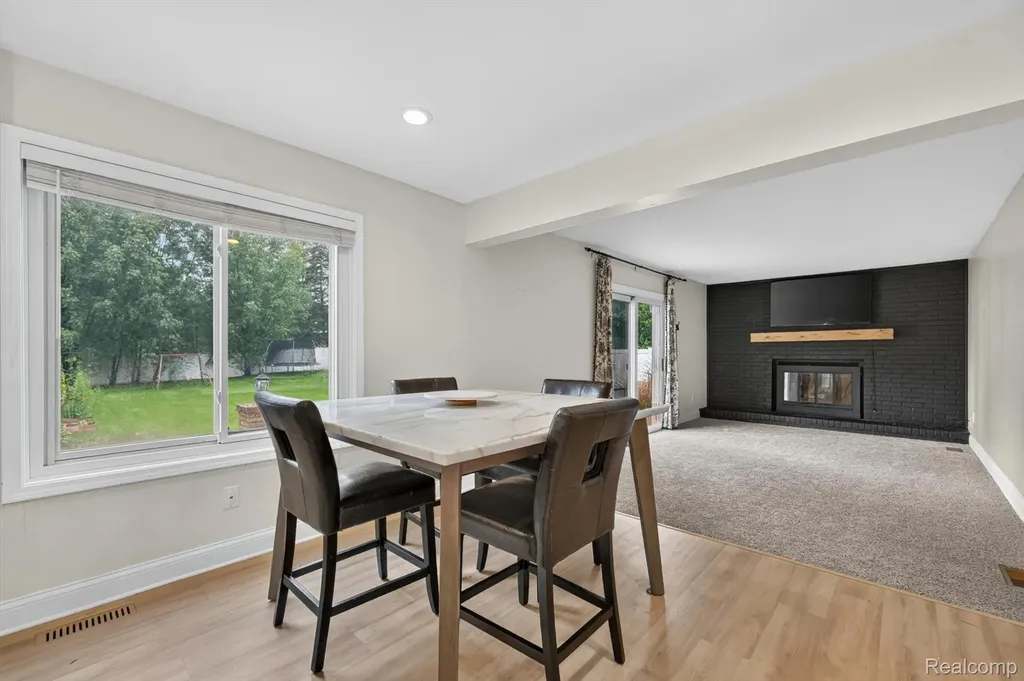 9664 Alger Drive Brighton Township MI 48114