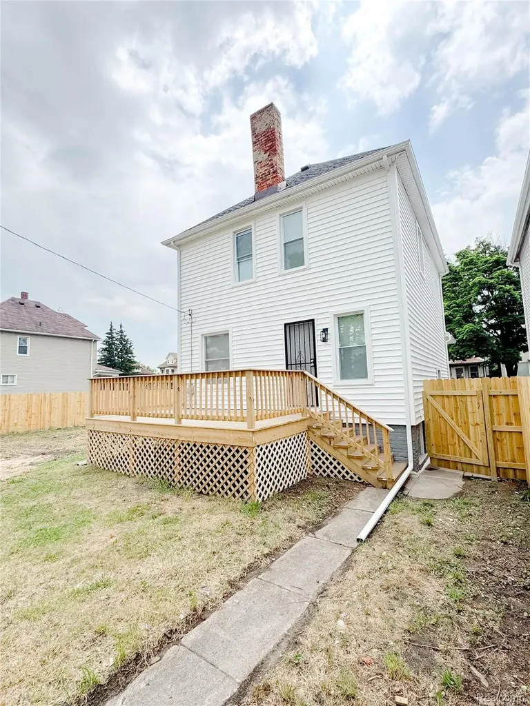 5380 Seminole Street Detroit City MI 48213