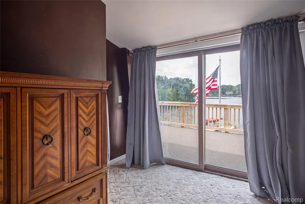 10075 Graham Drive Springfield Charter Township MI 48348