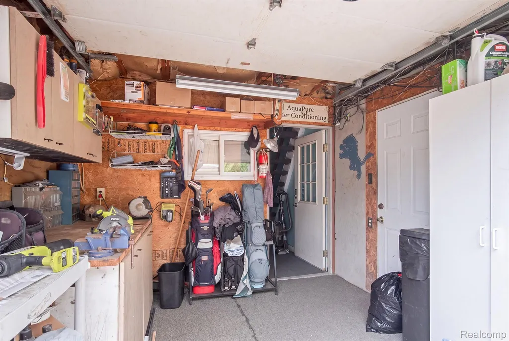 10075 Graham Drive Springfield Charter Township MI 48348