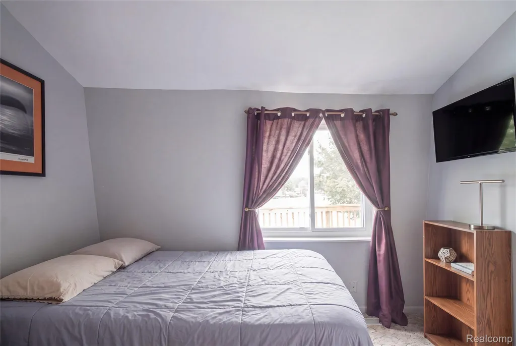 10075 Graham Drive Springfield Charter Township MI 48348