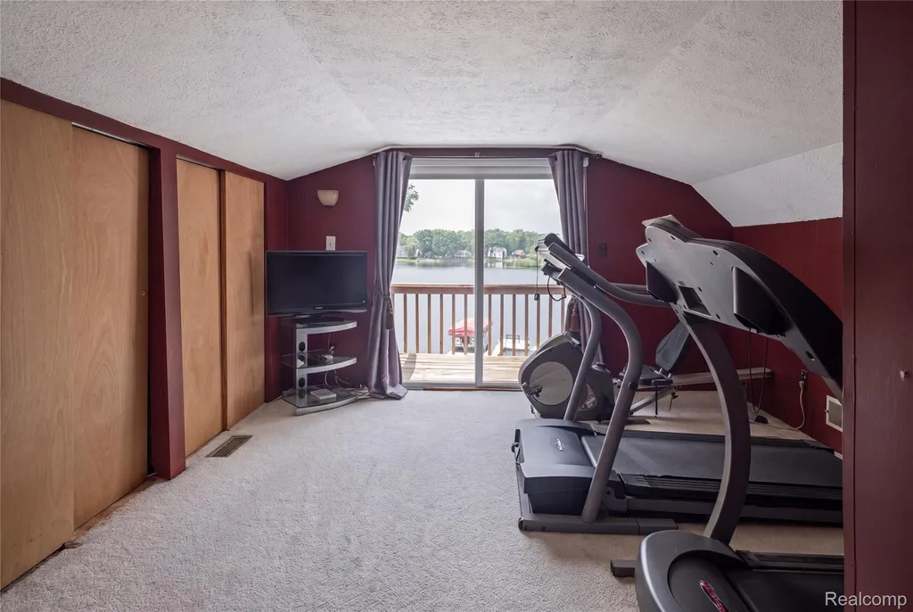 10075 Graham Drive Springfield Charter Township MI 48348