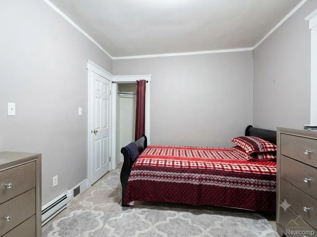 12019 Sobieski Street Hamtramck City MI 48212