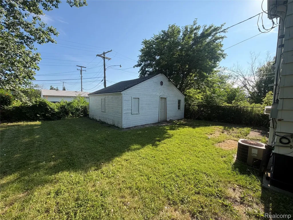 6023 Casmere Street Detroit City MI 48212