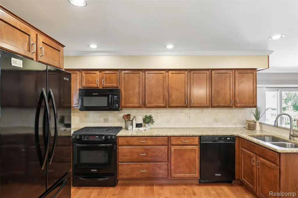 42698 Keystone Lane Canton Charter Township MI 48187