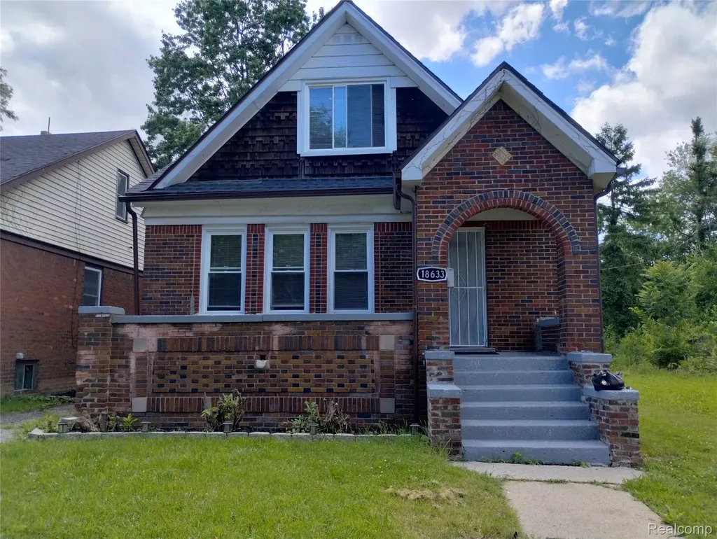 18633 Goulburn Street Detroit City MI 48205