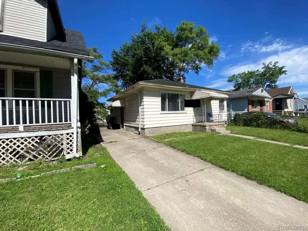 17151 Fenmore Street Detroit City MI 48235