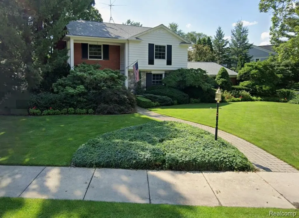 3033 Chewton Cross Bloomfield Hills City MI 48301