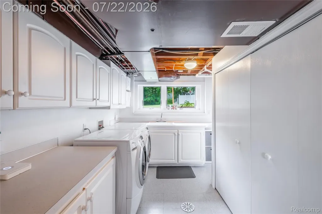204 Terrace Court Grand Blanc City MI 48439
