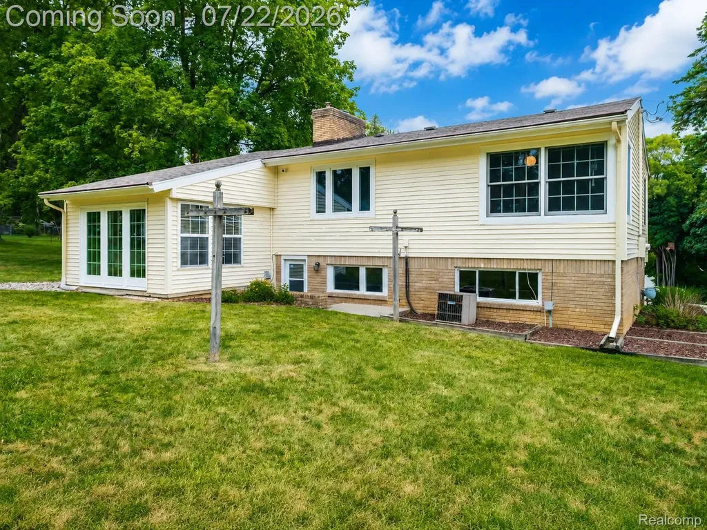 204 Terrace Court Grand Blanc City MI 48439