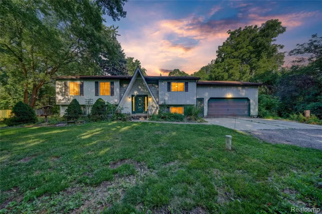4430 N Center Road Genesee Charter Township MI 48506