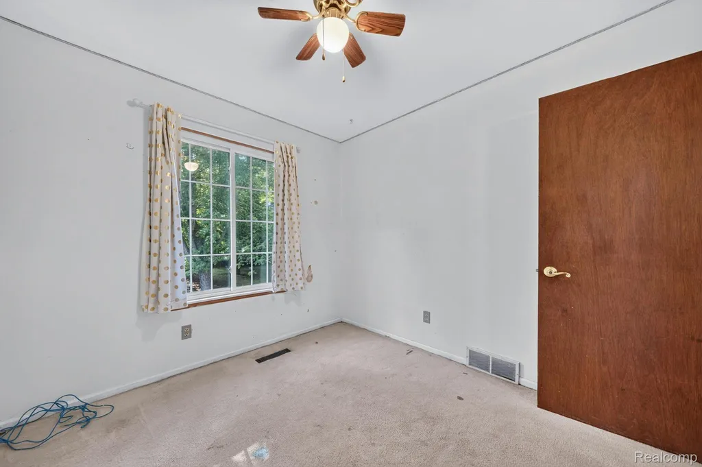 4430 N Center Road Genesee Charter Township MI 48506