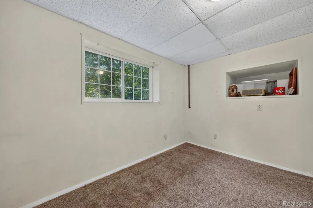 4430 N Center Road Genesee Charter Township MI 48506