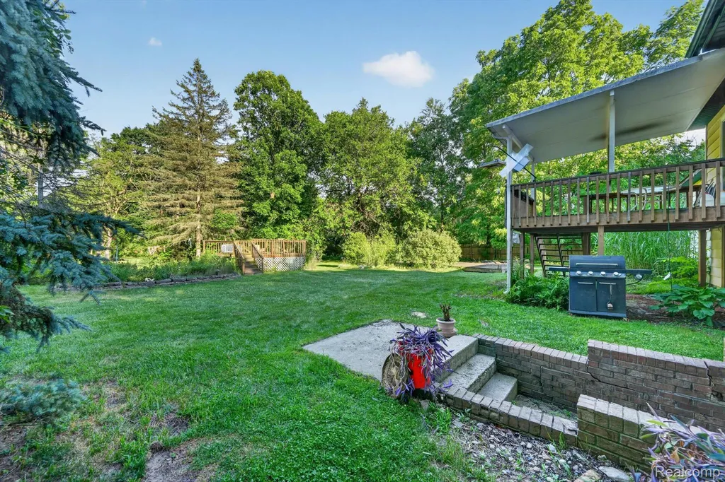 4430 N Center Road Genesee Charter Township MI 48506