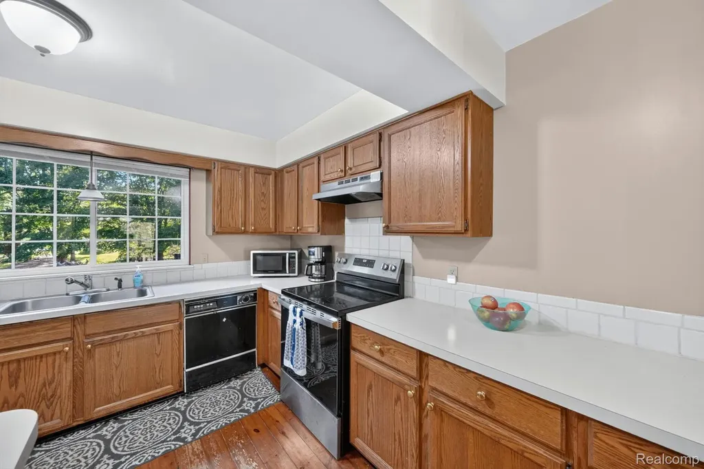 4430 N Center Road Genesee Charter Township MI 48506