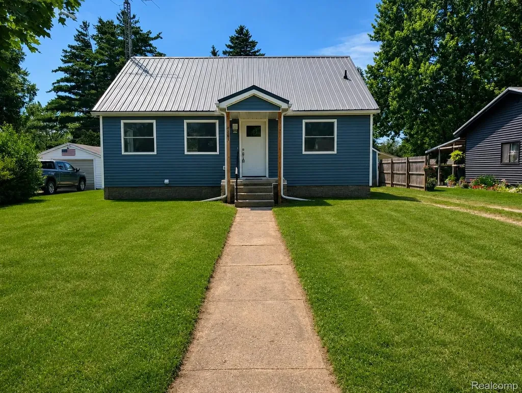 4281 Ale Street Cass City Village MI 48726