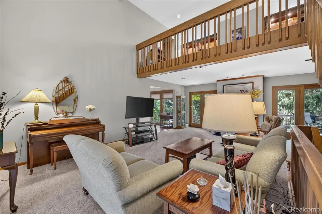 9968 Timothy Lane Green Oak Township MI 48178
