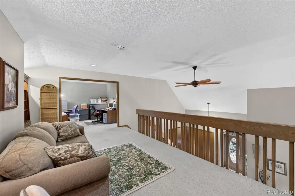 9968 Timothy Lane Green Oak Township MI 48178