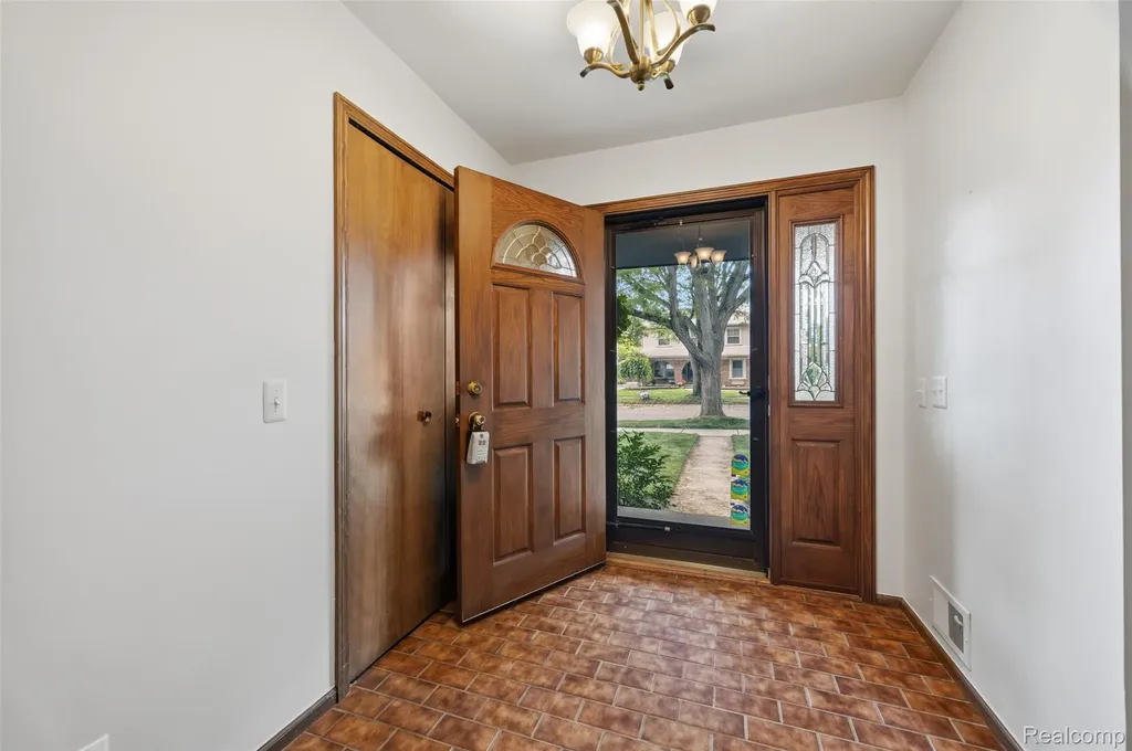 1765 Robindale Avenue Dearborn City MI 48128