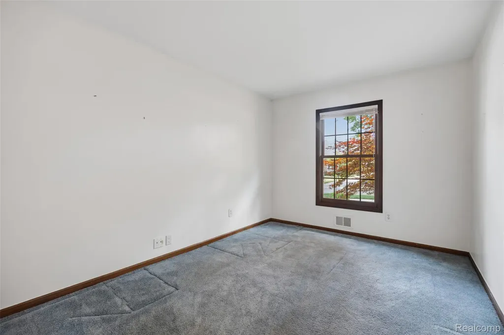 1765 Robindale Avenue Dearborn City MI 48128