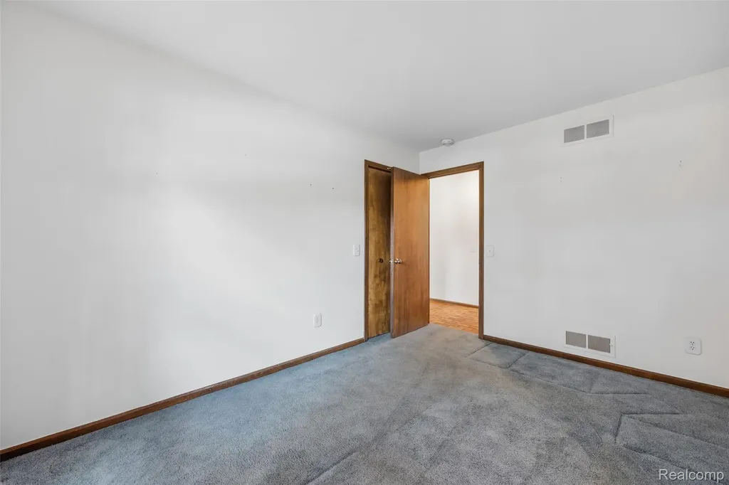 1765 Robindale Avenue Dearborn City MI 48128