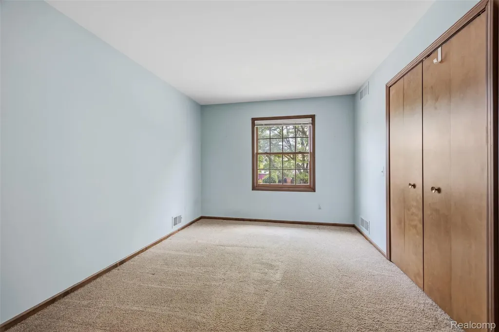1765 Robindale Avenue Dearborn City MI 48128