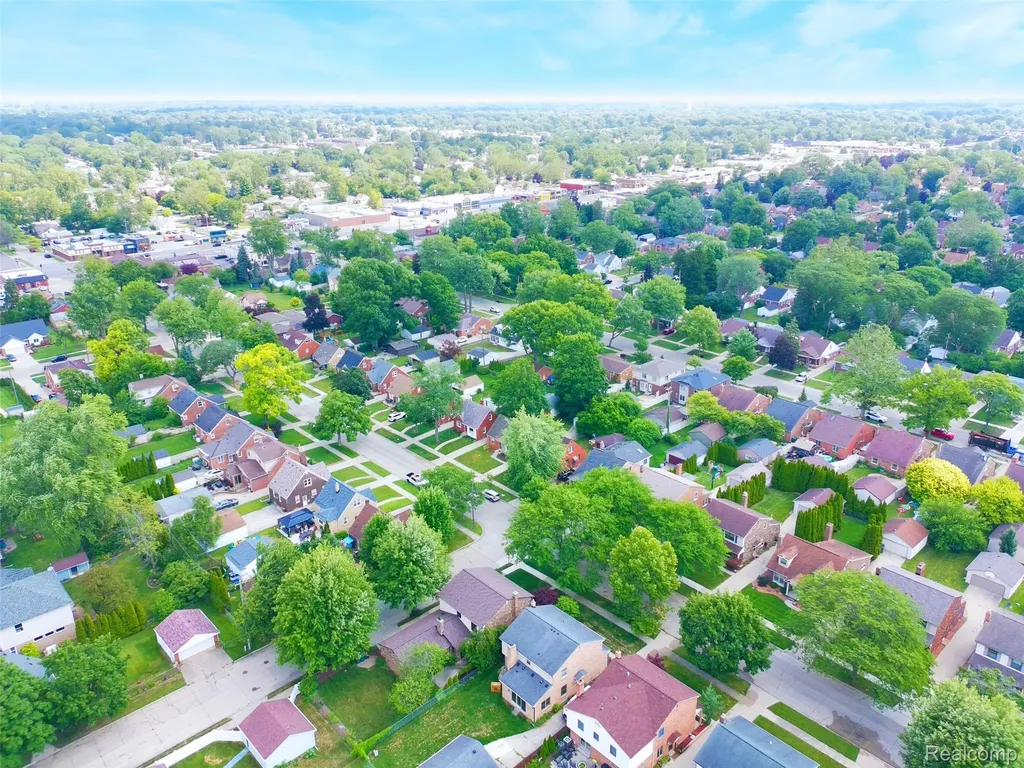 1765 Robindale Avenue Dearborn City MI 48128