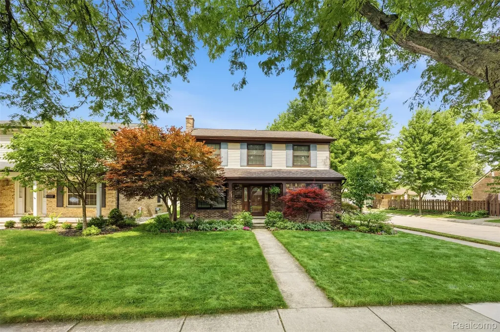 1765 Robindale Avenue Dearborn City MI 48128