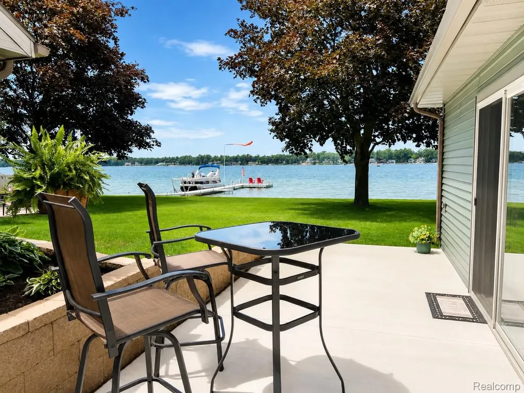 3752 Hiawatha Trail Grant Township MI 48748