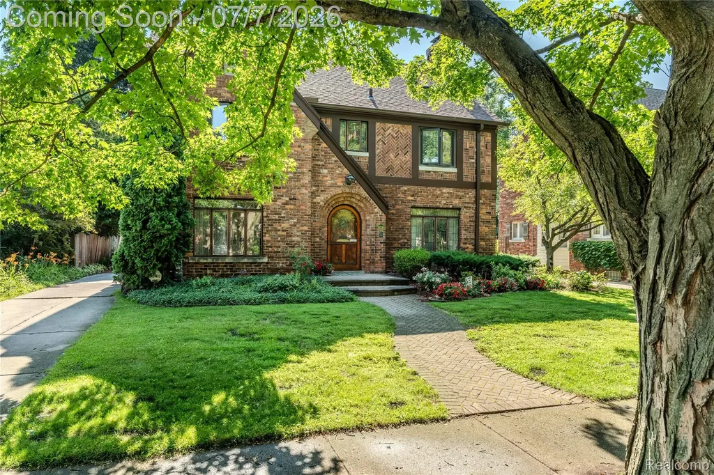 16580 Westmoreland Road Detroit City MI 48219