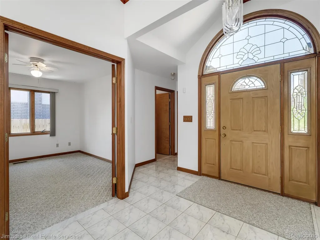 14008 Lakeshore Drive Sterling Heights City MI 48313