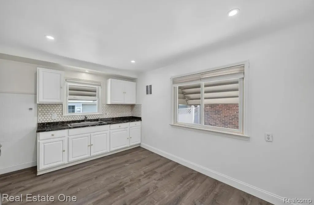 3237 Culver Avenue Dearborn City MI 48124