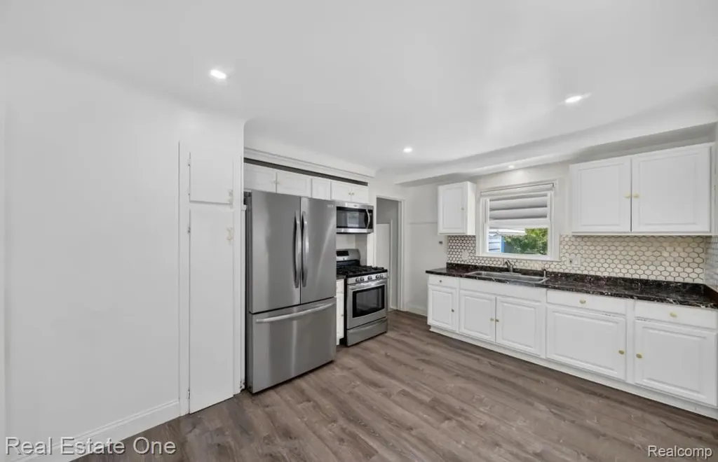 3237 Culver Avenue Dearborn City MI 48124