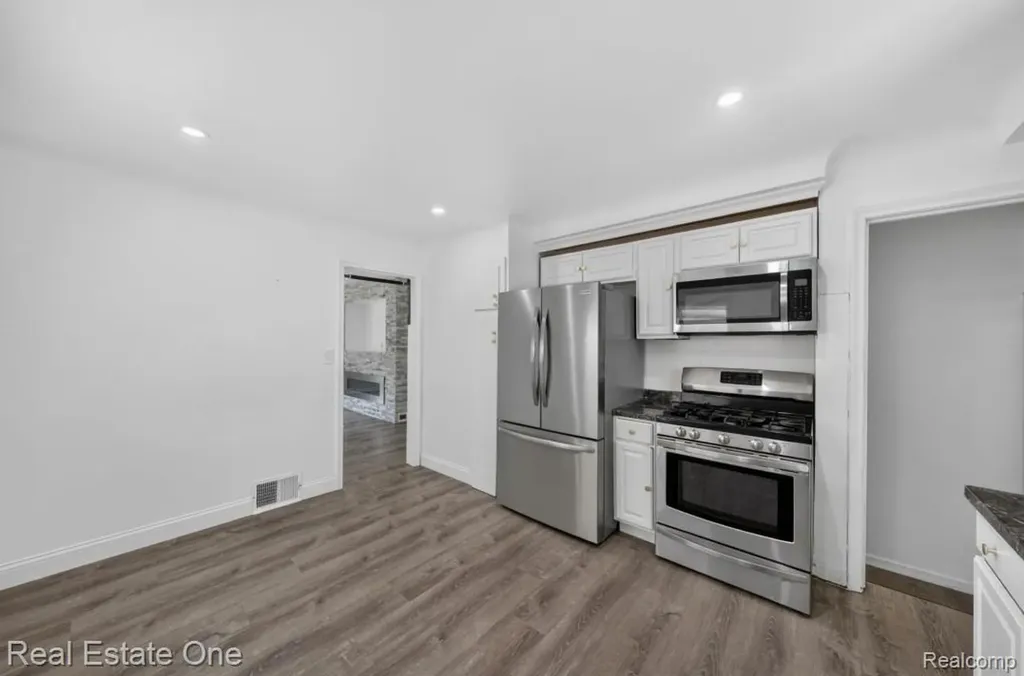 3237 Culver Avenue Dearborn City MI 48124