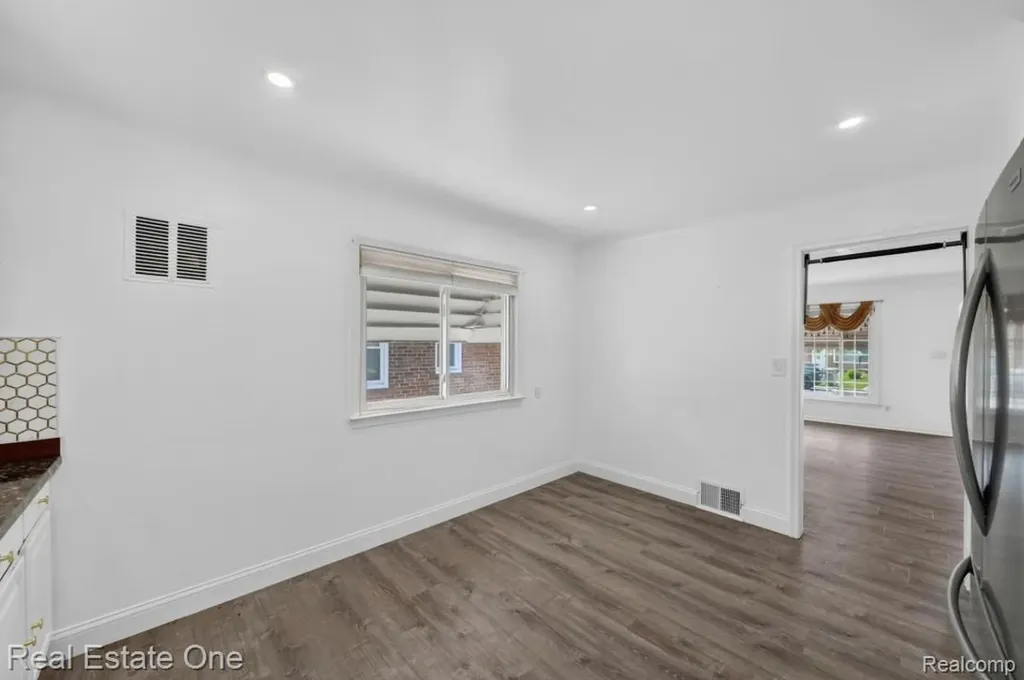 3237 Culver Avenue Dearborn City MI 48124