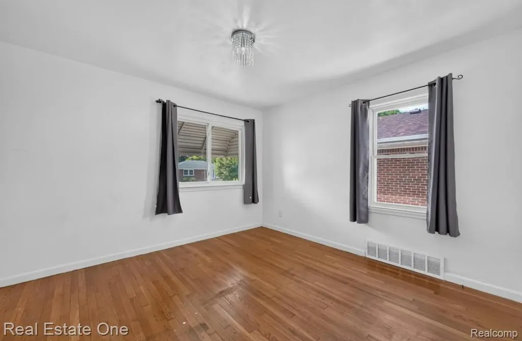 3237 Culver Avenue Dearborn City MI 48124
