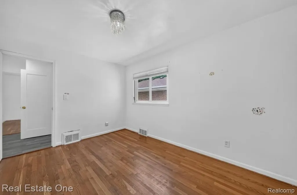 3237 Culver Avenue Dearborn City MI 48124