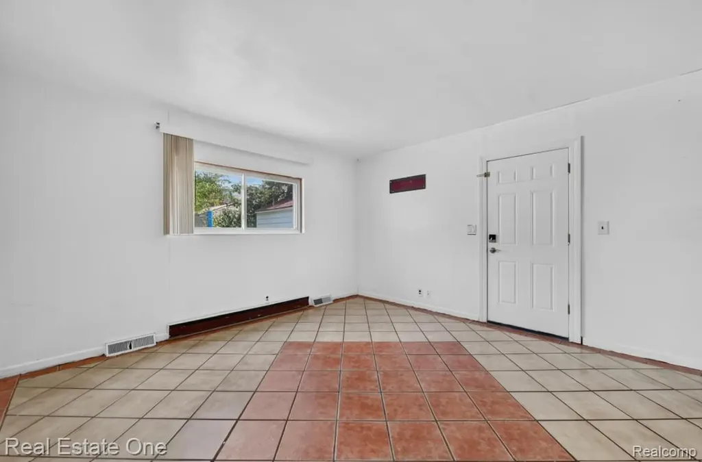 3237 Culver Avenue Dearborn City MI 48124