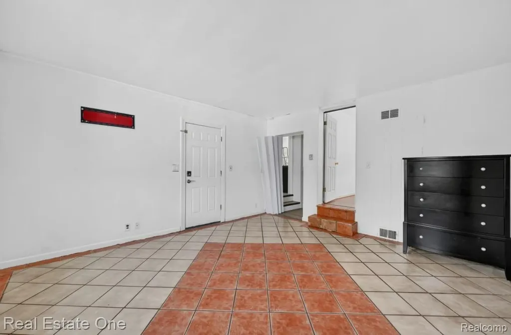 3237 Culver Avenue Dearborn City MI 48124
