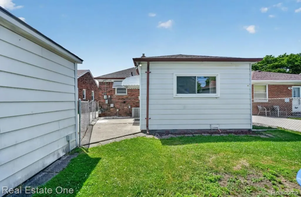 3237 Culver Avenue Dearborn City MI 48124