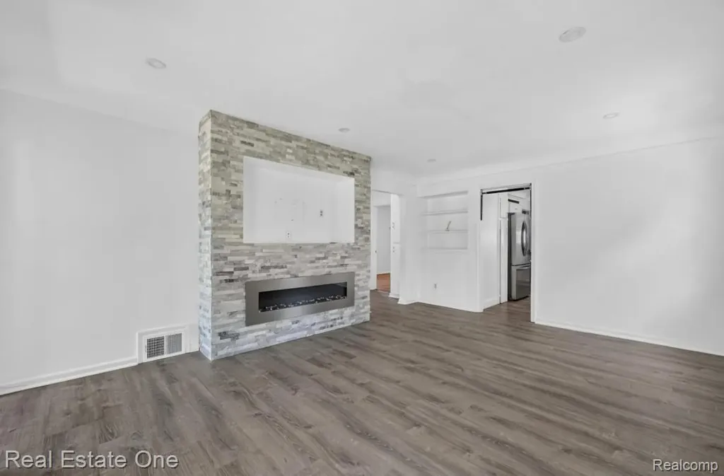 3237 Culver Avenue Dearborn City MI 48124
