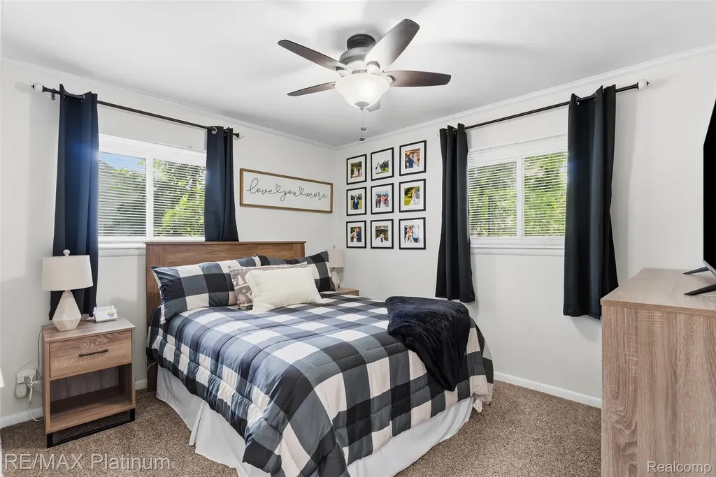 2914 Amherst Drive Lansing City MI 48906
